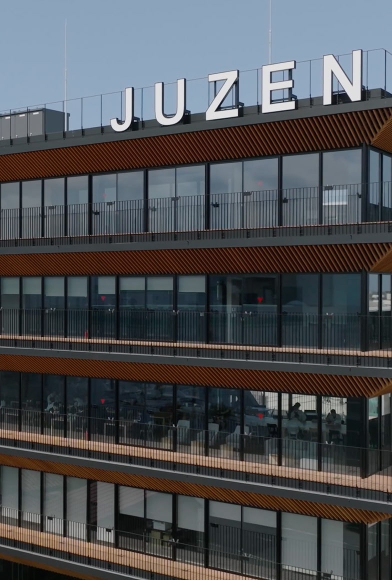 十全化学 本社社屋