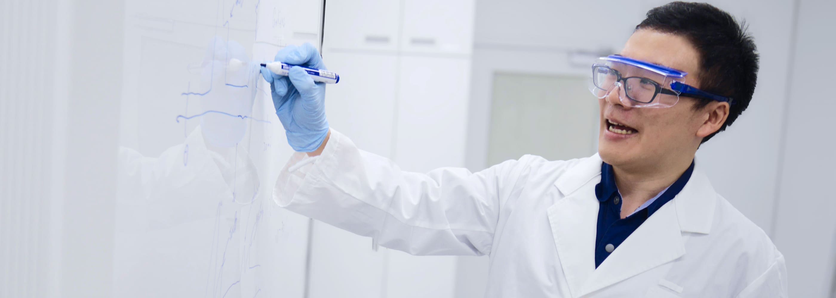 社員インタビュー R.Mさん 職場イメージ2